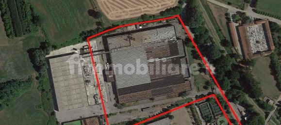 Lagerhaus in Isola Dovarese, Italy 16066m², Nr. 318235 21