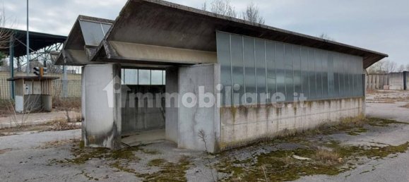 Lagerhaus in Isola Dovarese, Italy 16066m², Nr. 318235 18