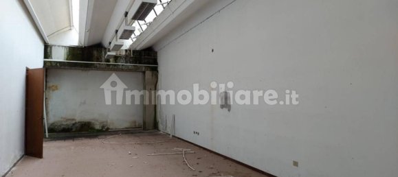 Lagerhaus in Isola Dovarese, Italy 16066m², Nr. 318235 13