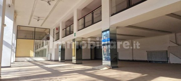 Imóvel comercial de 2 divisões em Vigevano, Italy N.º 74538 5