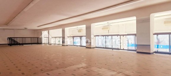 Imóvel comercial de 2 divisões em Vigevano, Italy N.º 74538 20