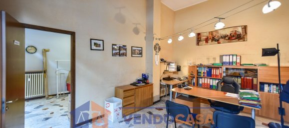 50m² Commercial property in Moncalieri, Italy No. 176269 2
