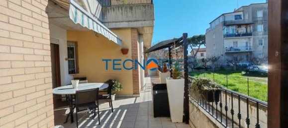 Apartamento de 4 habitaciónes en Martinsicuro, Italy No. 41162 16