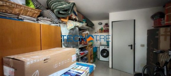 Apartamento de 4 habitaciónes en Martinsicuro, Italy No. 41162 34