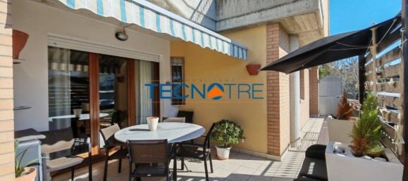 Apartamento de 4 habitaciónes en Martinsicuro, Italy No. 41162 15