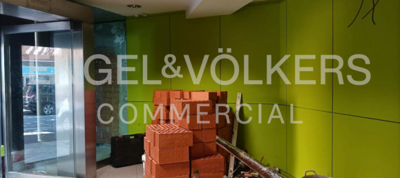68m² Commercial property in Madrid, Spain No. 149480 3