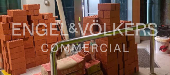 68m² Commercial property in Madrid, Spain No. 149480 6