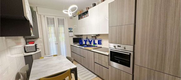 Квартира с 7 комнатами в Падуя, Италия № 298801 4