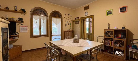 Вилла с 5 спальнями в Кампоногара, Италия № 342469 9