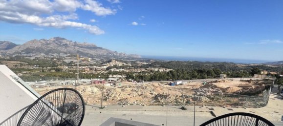 3 bedrooms Villa in Polop, Spain No. 11664 3