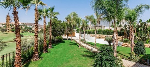 5 bedrooms Villa in Marbella, Spain No. 115125 39