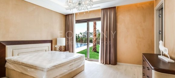 5 bedrooms Villa in Marbella, Spain No. 115125 25