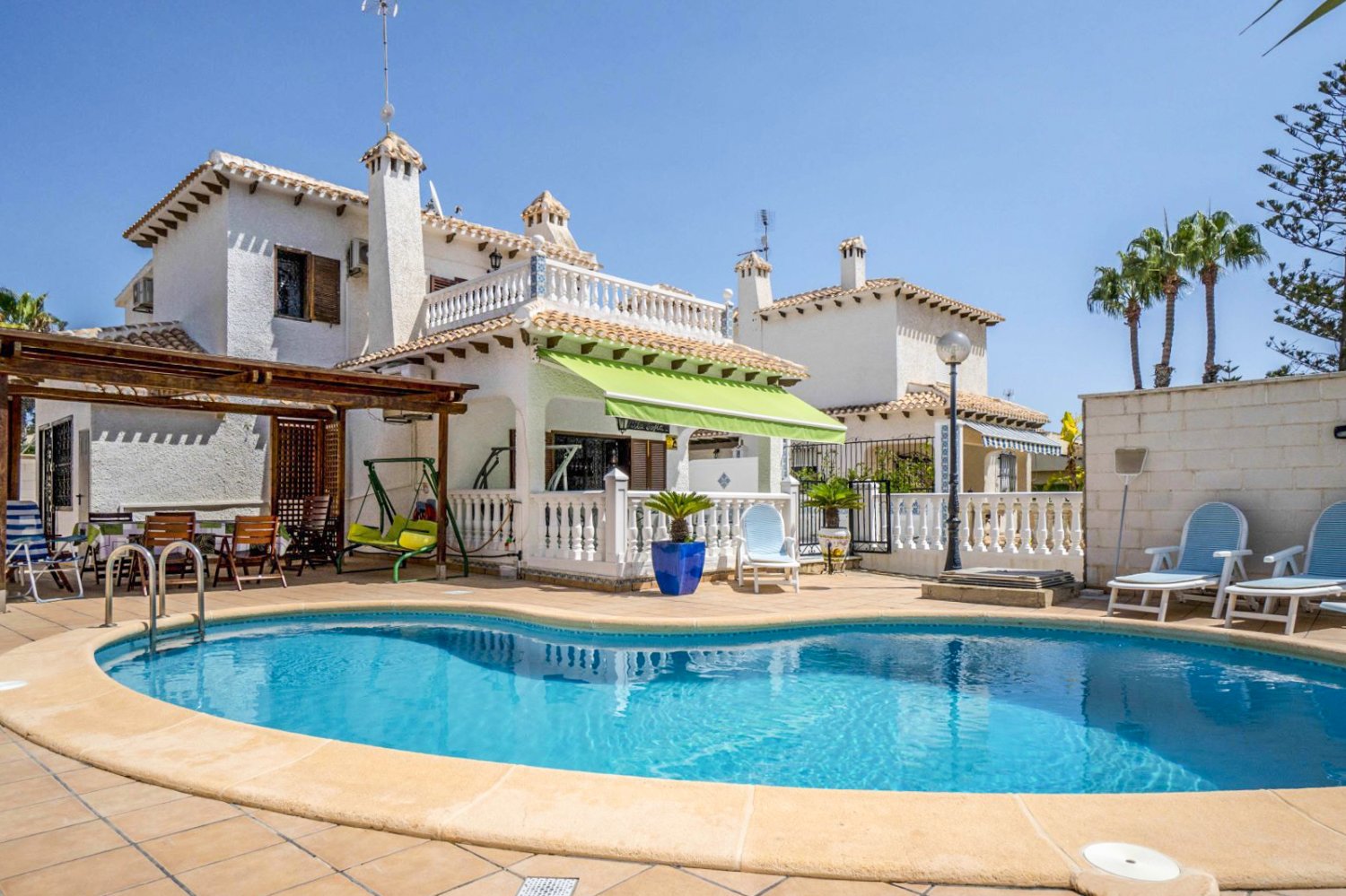 Casa T4 em La Zenia, Spain N.º 188167