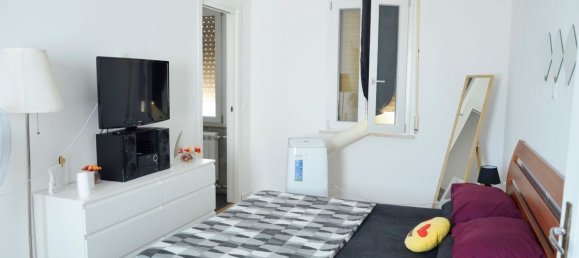 3-salle Appartement à Gorizia, Italy No. 122319 3