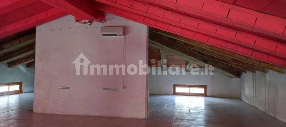 5 bedrooms Apartment in Agliana, Italy No. 49635 4