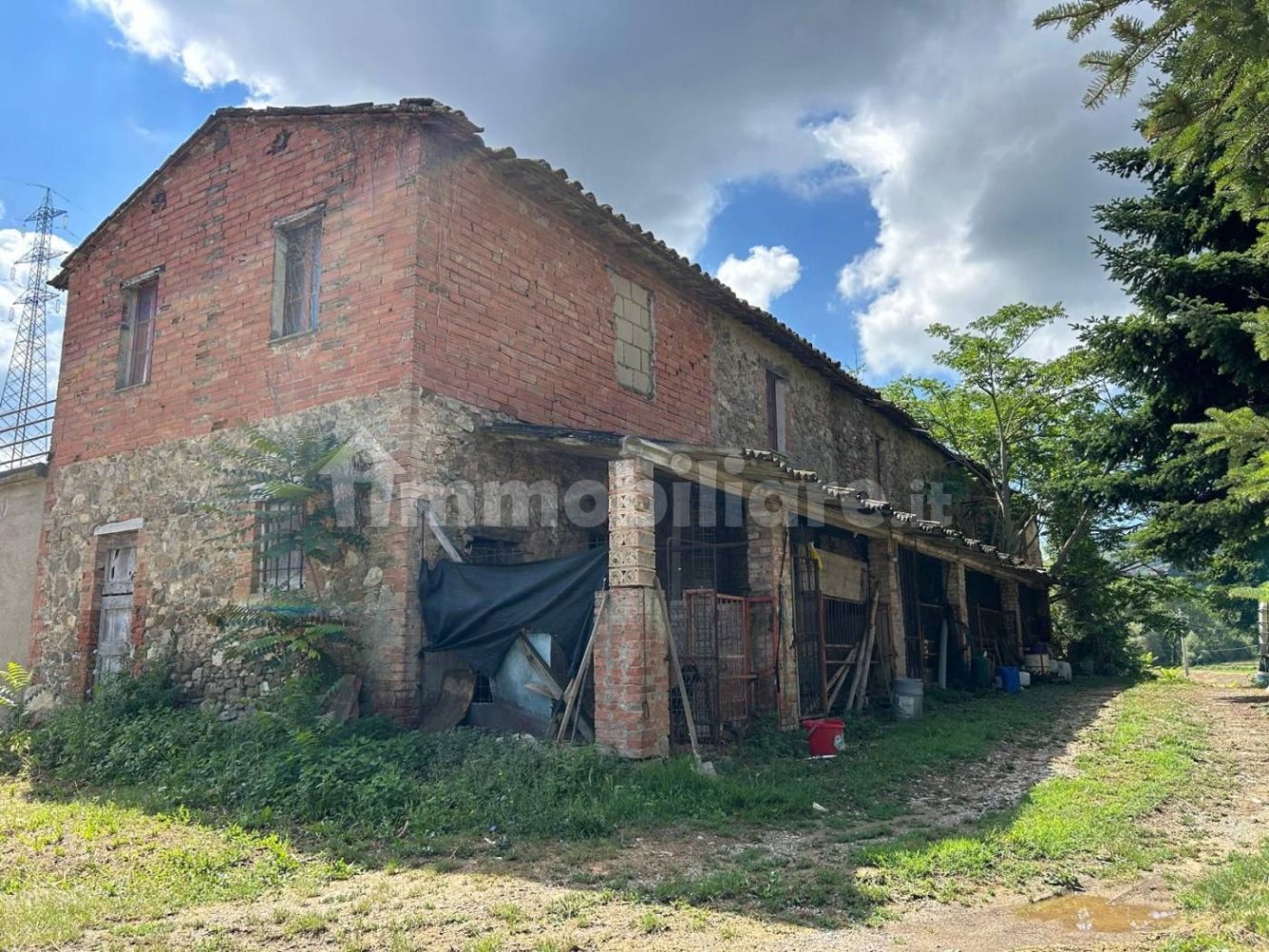 5 bedrooms House in Piegaro, Italy No. 84727