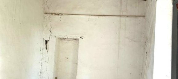 5 bedrooms House in Piegaro, Italy No. 84727 16