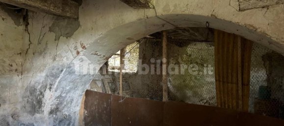 5 bedrooms House in Piegaro, Italy No. 84727 40