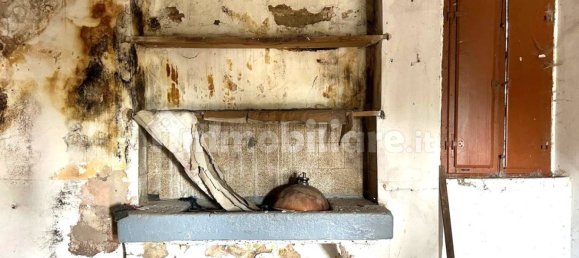 5 bedrooms House in Piegaro, Italy No. 84727 32