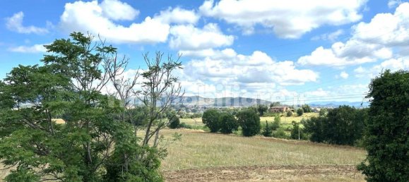 5 bedrooms House in Piegaro, Italy No. 84727 28