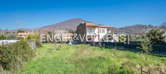 480m² Commercial property in Trevignano Romano, Italy No. 132347 23