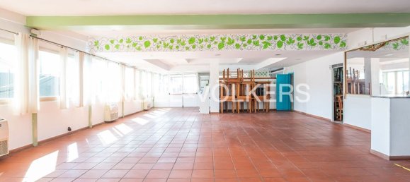 480m² Commercial property in Trevignano Romano, Italy No. 132347 2