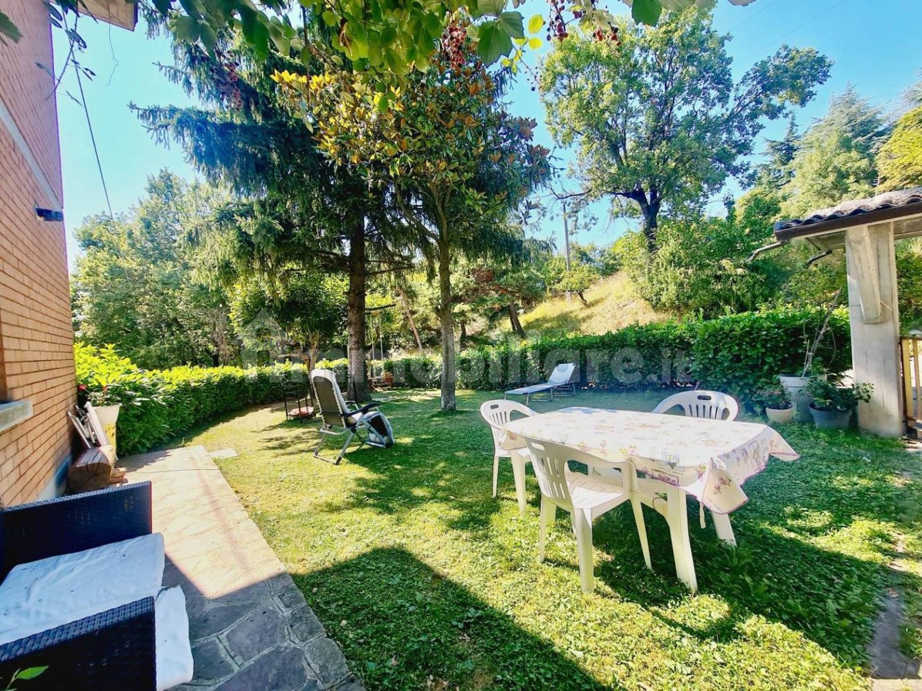 3 bedrooms Apartment in Viano, Italy No. 330311