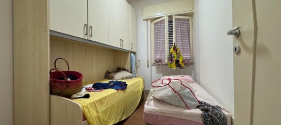 Квартира с 4 комнатами в Анцио, Италия № 125364 14