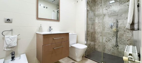 3 Schlafzimmer Wohnung in Alicante, Spain, Nr. 166384 10