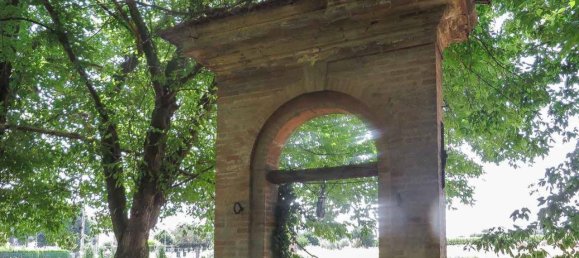 Дом с 11 комнатами в Форлимпополи, Италия № 133440 5