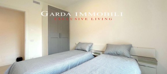 Apartamento de 3 divisões em Sirmione, Italy N.º 34940 88