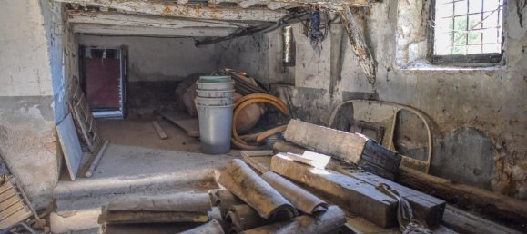 Дом с 16 комнатами в Сполето, Италия № 196510 11