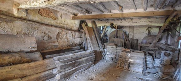 Дом с 16 комнатами в Сполето, Италия № 196510 27