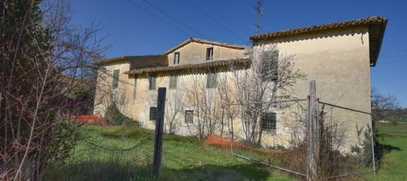 Дом с 16 комнатами в Сполето, Италия № 196510 31