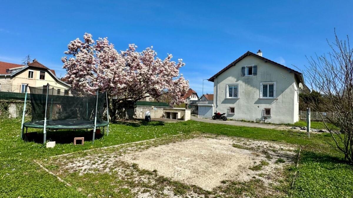 2 bedrooms House in Voujeaucourt, France No. 340994