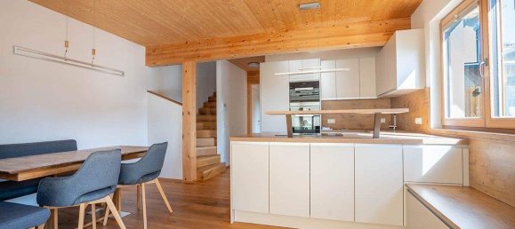 Квартира с 5 комнатами в Форстау, Австрия № 116775 3