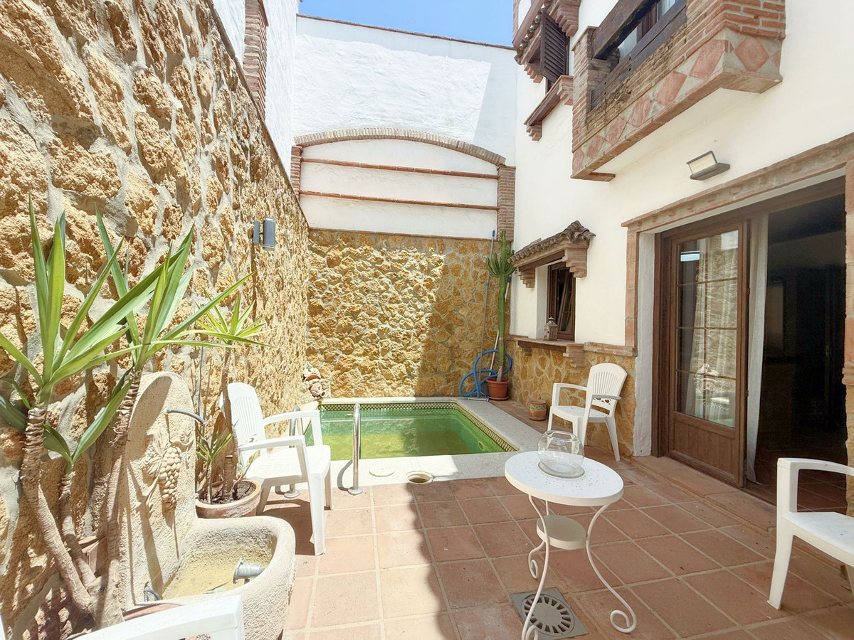 4 bedrooms Townhouse in Cadiz, Spain No. 150025