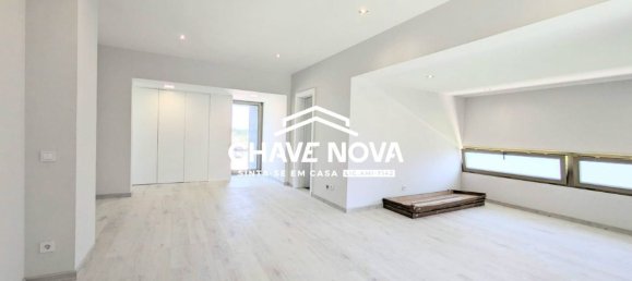 4 bedrooms House in Argoncilhe, Portugal No. 80453 17