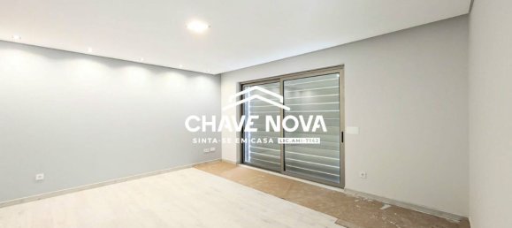 4 bedrooms House in Argoncilhe, Portugal No. 80453 11