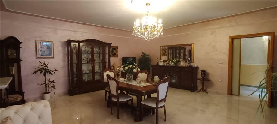 8 rooms House in San Nicandro Garganico, Italy No. 145462