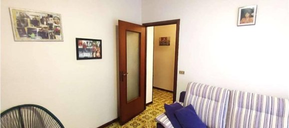 4-salle Appartement à Pont Saint Martin, Italy No. 35920 3