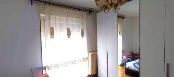 4-salle Appartement à Pont Saint Martin, Italy No. 35920 9