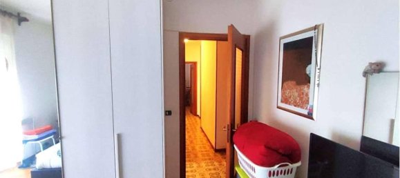 4-salle Appartement à Pont Saint Martin, Italy No. 35920 10