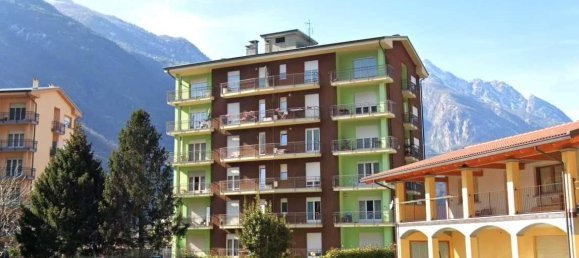 4-salle Appartement à Pont Saint Martin, Italy No. 35920 12