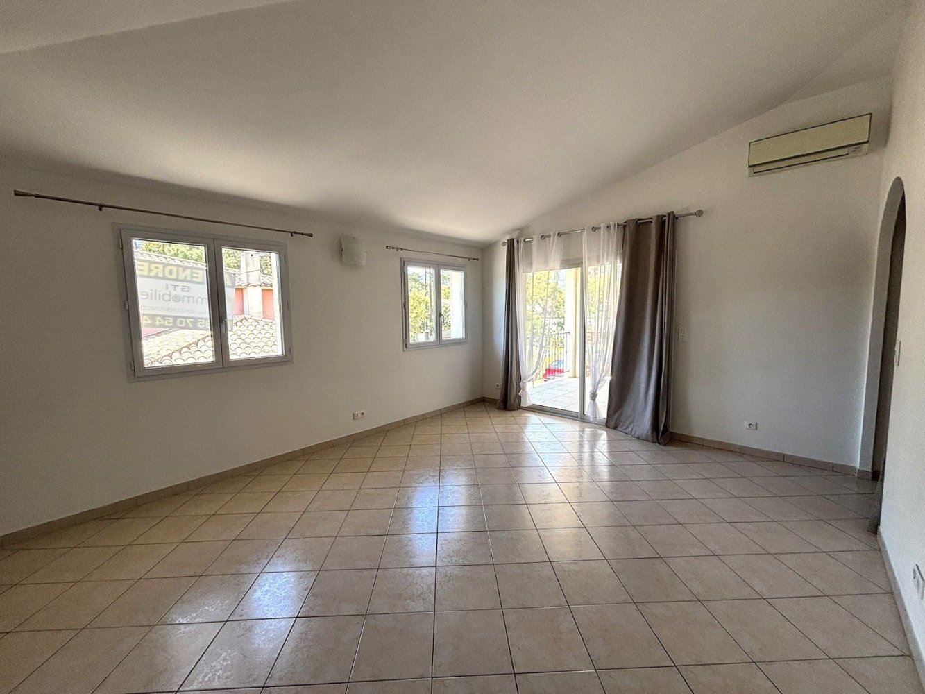 2 bedrooms Apartment in Lecci, France No. 225581