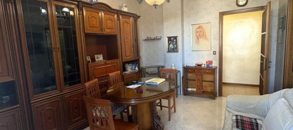 5 Schlafzimmer Wohnung in Bari, Italy, Nr. 316733 4