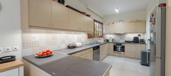 4 bedrooms Villa in Alimos, Greece No. 1859 17