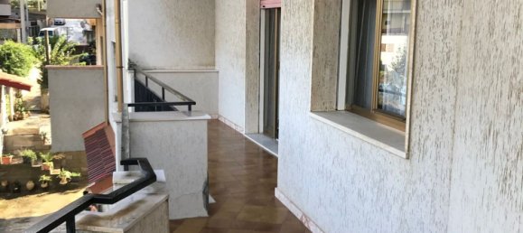 4غرفة شقة في Reggio Calabria, Italy رقم 219918 24