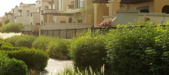 3 bedrooms Villa in Mirdif, UAE No. 7911 6