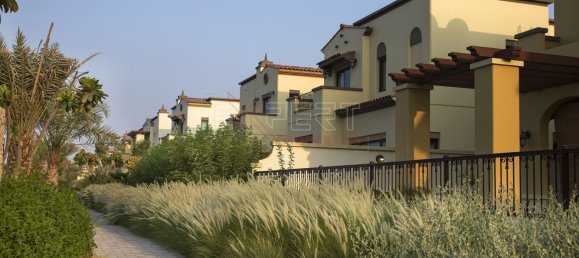 3 bedrooms Villa in Mirdif, UAE No. 7911 9